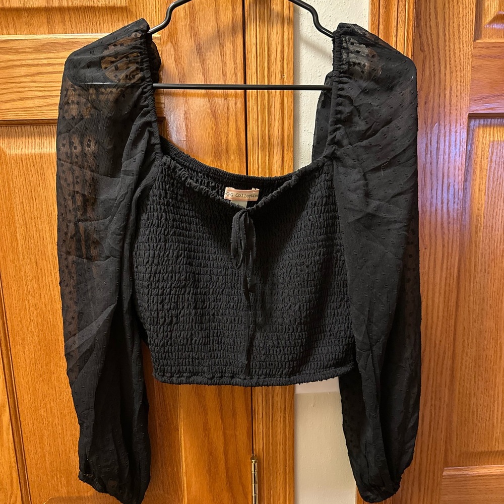 Elegant Black Cropped Smocked Top